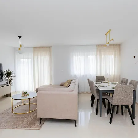 Apartment Luxury With Free Parking&terrace